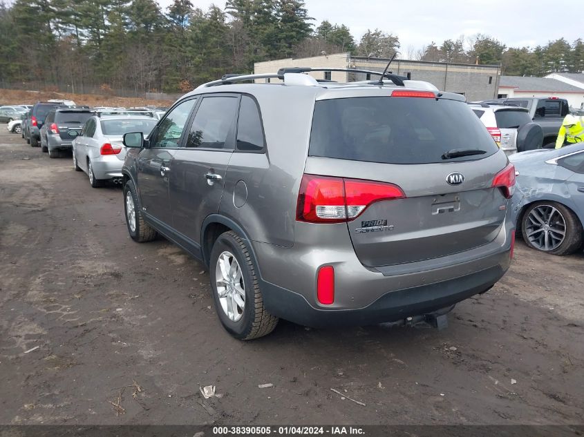 2014 KIA SORENTO LX - 5XYKTCA6XEG530109