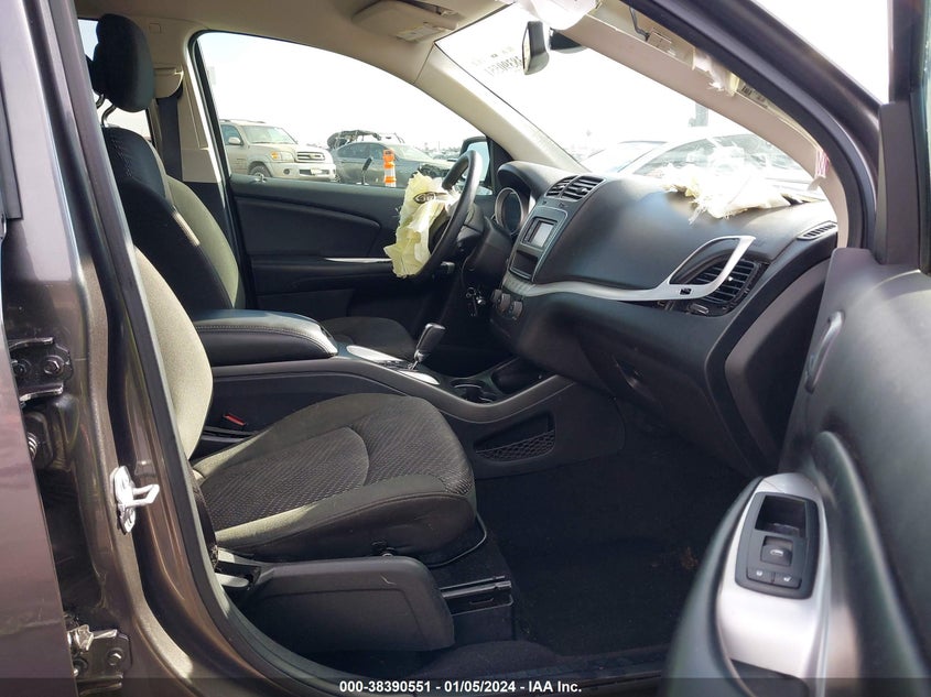 VIN 3C4PDCAB0KT865478 2019 DODGE JOURNEY SE VALUE PACKAGE