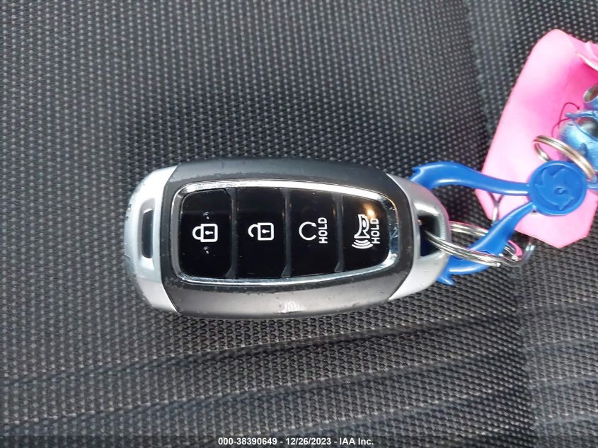 2022 HYUNDAI VENUE LIMITED - KMHRC8A36NU187066