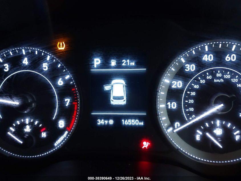 2022 HYUNDAI VENUE LIMITED - KMHRC8A36NU187066