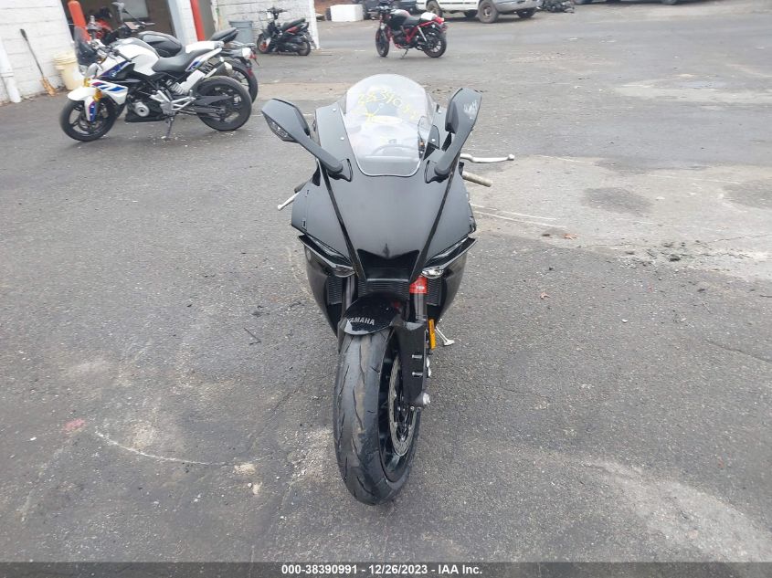 2023 YAMAHA YZFR1 JYARN66E7PA003590
