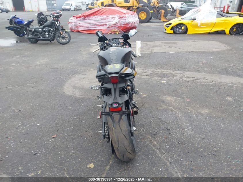 2023 YAMAHA YZFR1 JYARN66E7PA003590