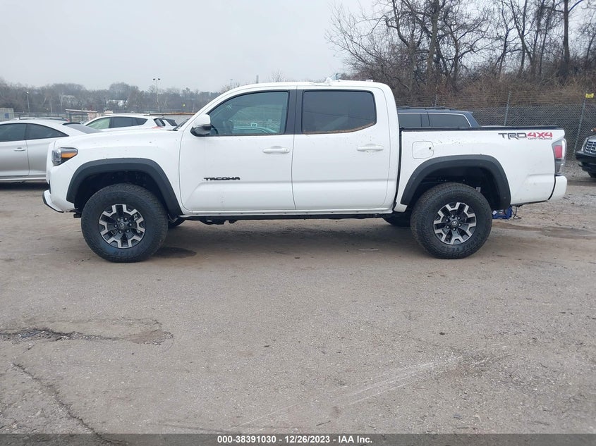 VIN 3TMCZ5AN7PM647609 2023 TOYOTA TACOMA TRD OFF ROAD