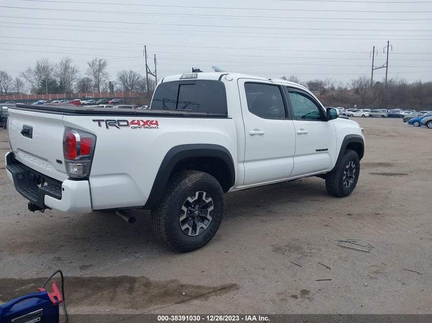 VIN 3TMCZ5AN7PM647609 2023 TOYOTA TACOMA TRD OFF ROAD