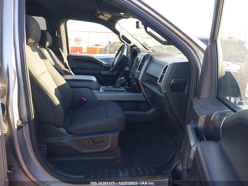VIN 1FTEW1E48LFC61707 2020 FORD F-150 XLT
