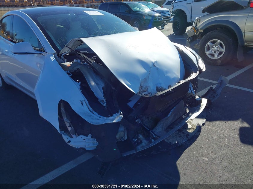 VIN 5YJ3E1EB5LF513717 2020 TESLA MODEL 3
