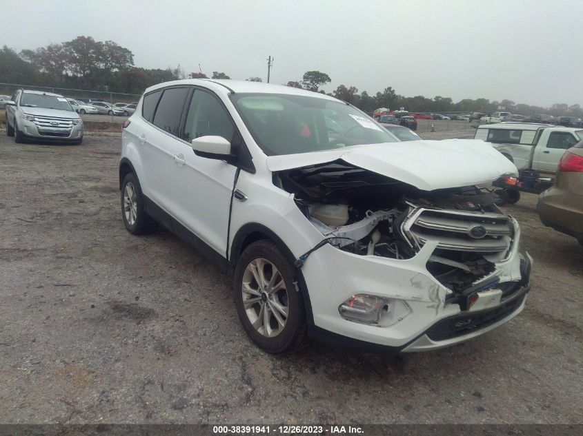 2019 FORD ESCAPE SE - 1FMCU0GD1KUC49022