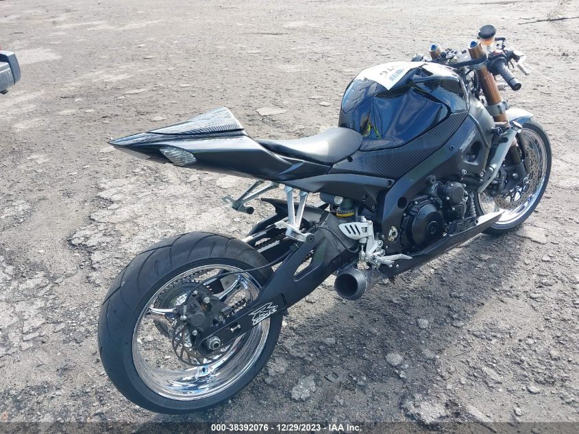 2008 SUZUKI GSX-R1000 JS1GT77A982107474