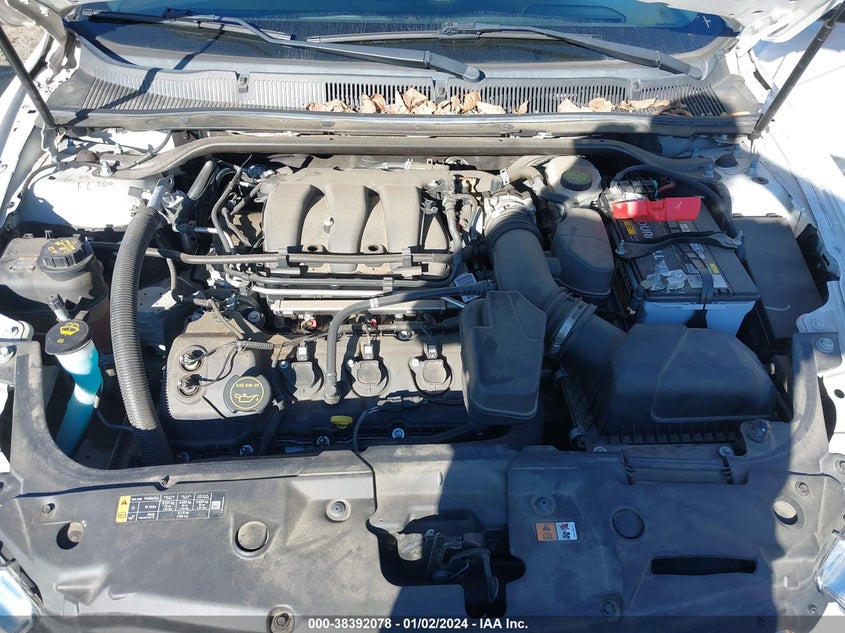 VIN 1FAHP2E82JG113133 2018 FORD TAURUS SEL