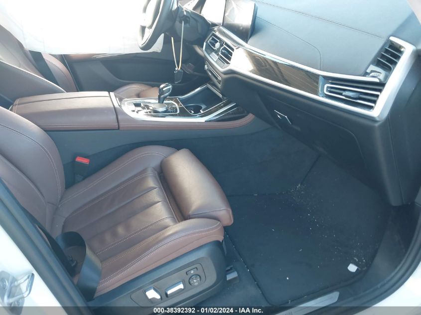 2021 BMW X7 XDRIVE40I 5UXCW2C09M9G02997