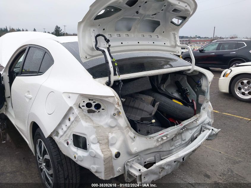 2015 MAZDA MAZDA3 I SPORT - 3MZBM1U72FM130598