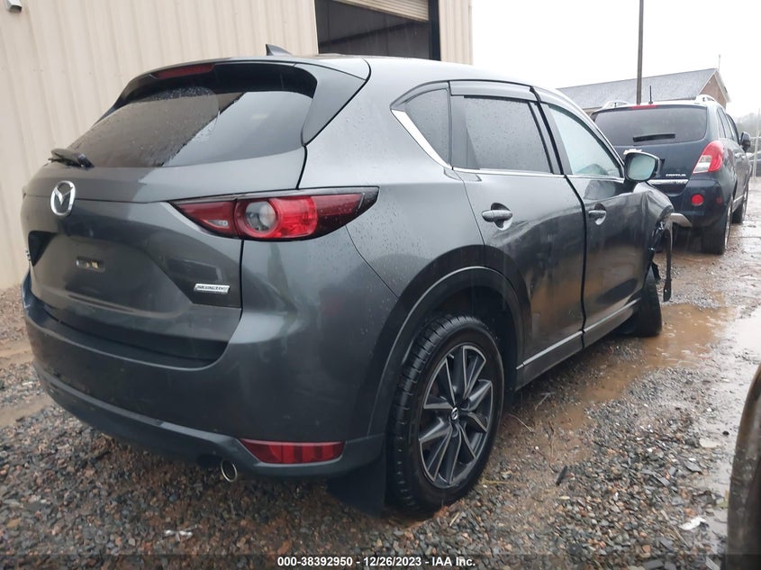 VIN JM3KFBCM9J0309752 2018 MAZDA CX-5 TOURING