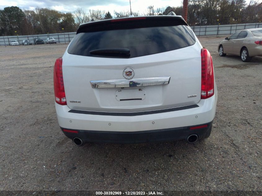 2015 CADILLAC SRX LUXURY COLLECTION - 3GYFNBE38FS615921
