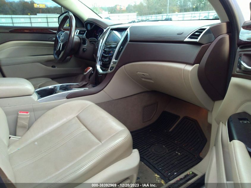 2015 CADILLAC SRX LUXURY COLLECTION - 3GYFNBE38FS615921