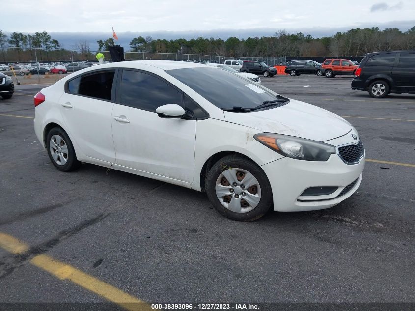 Lot #2534661468 2016 KIA FORTE LX salvage car