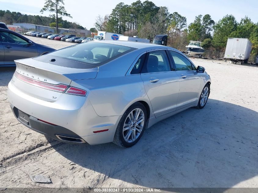 2014 LINCOLN MKZ - 3LN6L2GK2ER828901