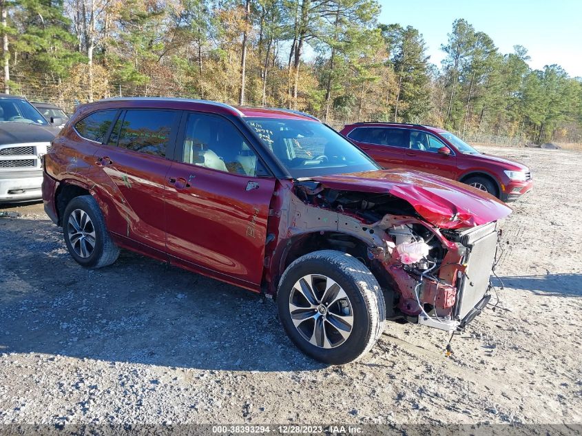 2023 TOYOTA HIGHLANDER XLE - 5TDKDRAH5PS015686