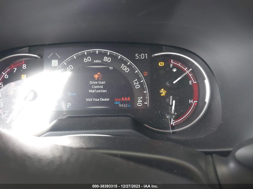 VIN 2T3H1RFV2PW261269 2023 TOYOTA RAV4 LE