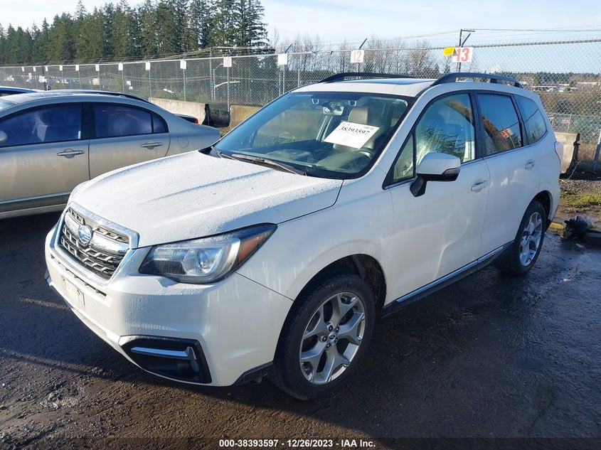 VIN JF2SJAWC8JH444387 2018 SUBARU FORESTER 2.5I TOURING