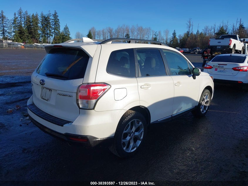 VIN JF2SJAWC8JH444387 2018 SUBARU FORESTER 2.5I TOURING