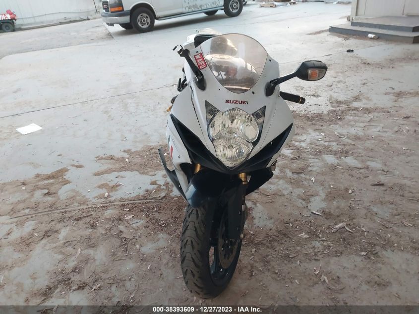 2017 SUZUKI GSX-R750 JS1GR7MA8H2101278