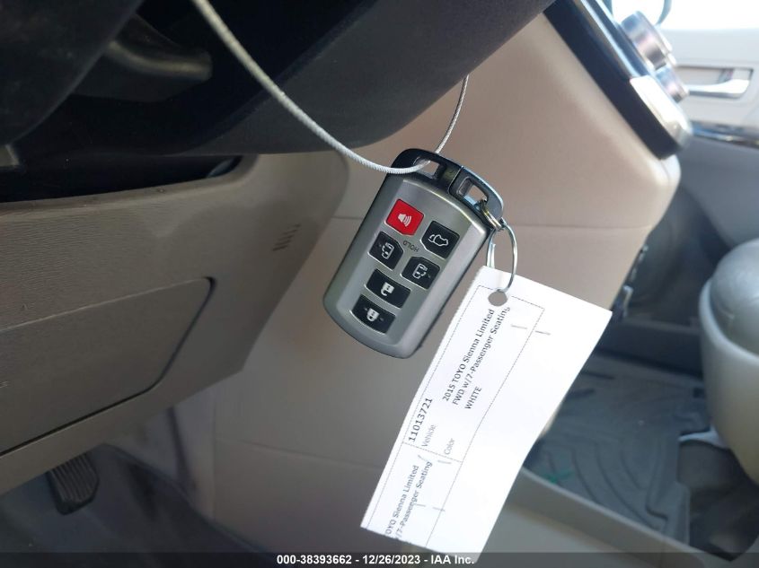 2015 TOYOTA SIENNA XLE PREMIUM 8 PASSENGER - 5TDYK3DC4FS604952