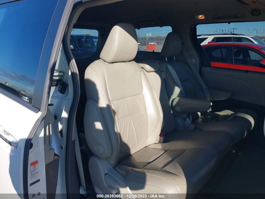 2015 TOYOTA SIENNA XLE PREMIUM 8 PASSENGER - 5TDYK3DC4FS604952