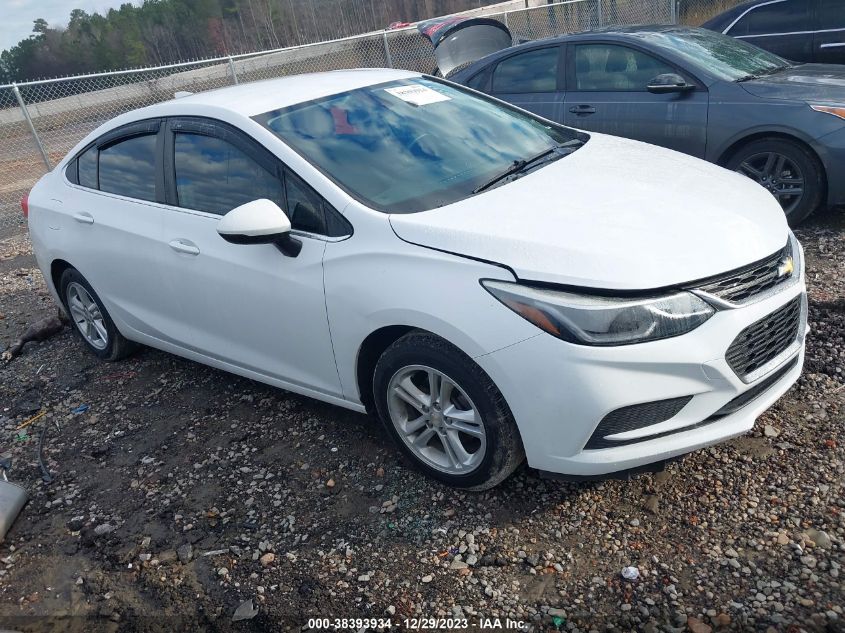2018 CHEVROLET CRUZE LT - 1G1BE5SM9J7185495