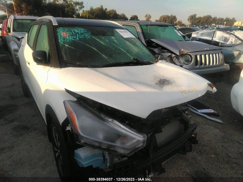 2019 NISSAN KICKS SV - 3N1CP5CU3KL561953