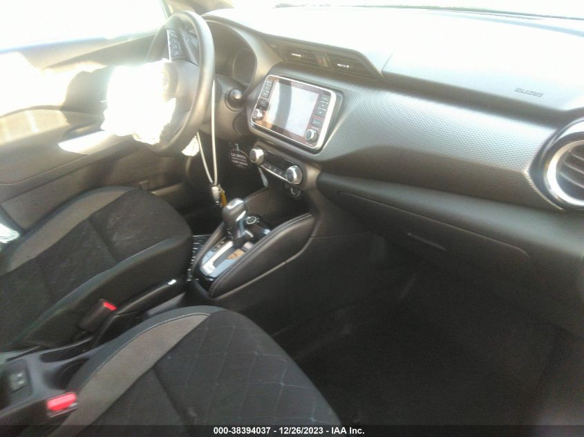 2019 NISSAN KICKS SV - 3N1CP5CU3KL561953