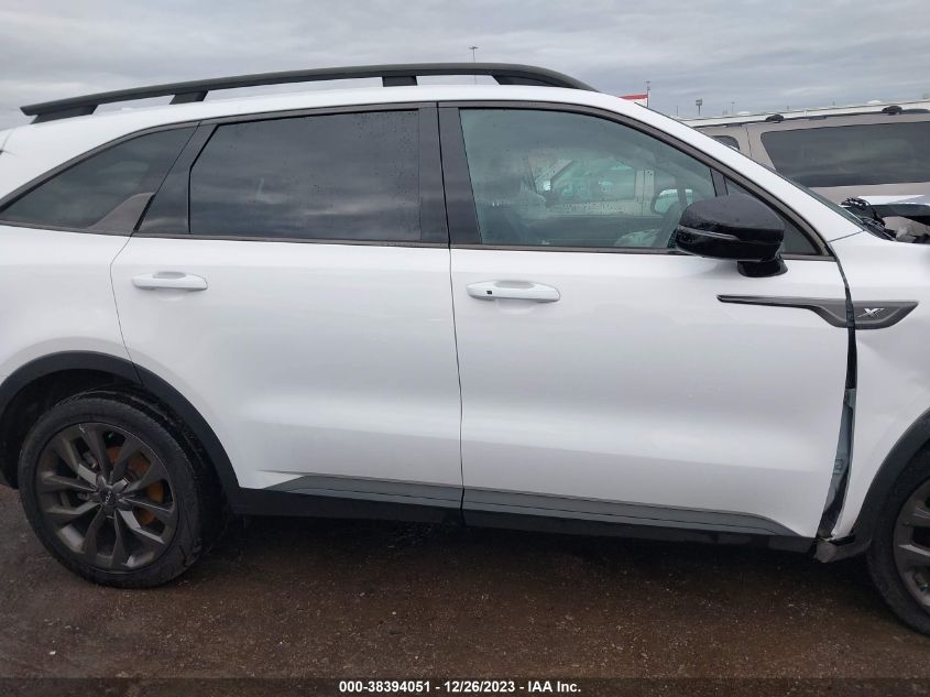 2022 KIA SORENTO EX - 5XYRHDLF6NG150915