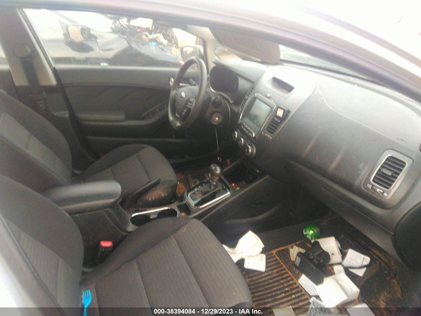 2018 KIA FORTE LX/S - 3KPFL4A79JE200548