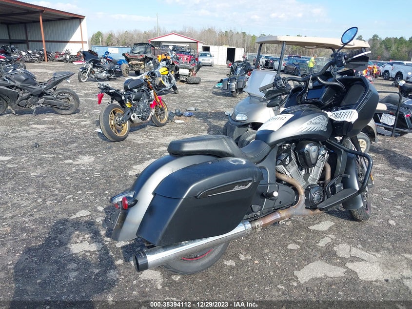 VIN 56KLCCRR8P3414752 2023 INDIAN MOTORCYCLE CO. CHALLENGER DARK HORSE