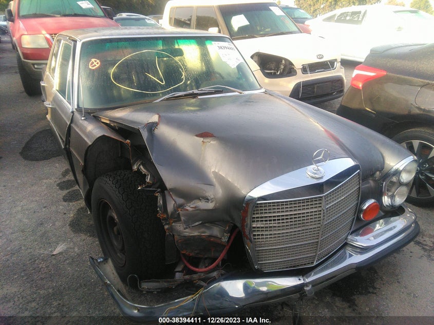 1970 MERCEDES-BENZ 300  