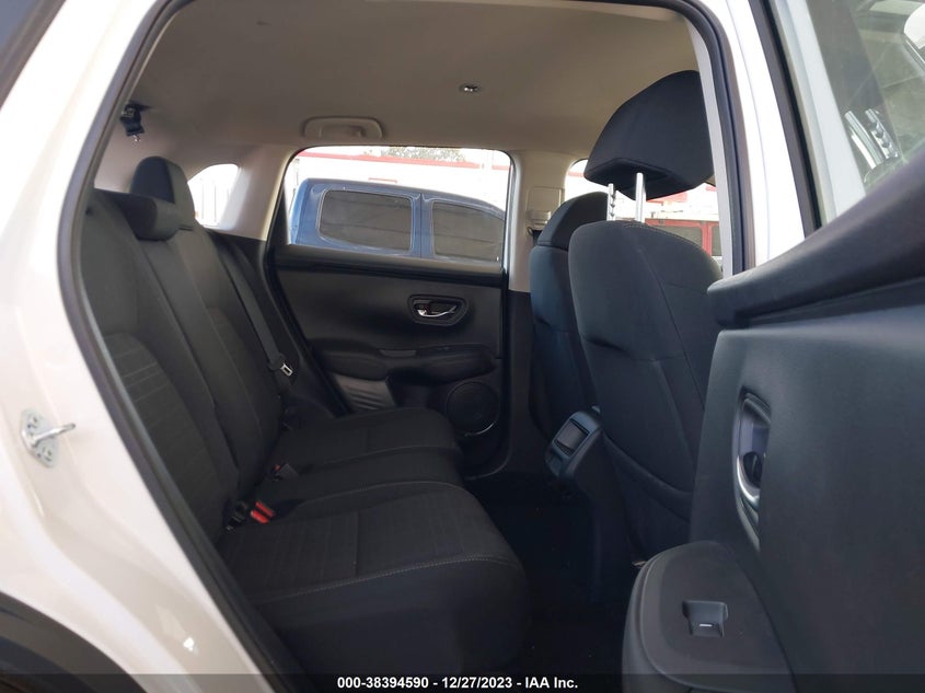VIN 3CZRZ1H37PM714646 2023 HONDA HR-V LX