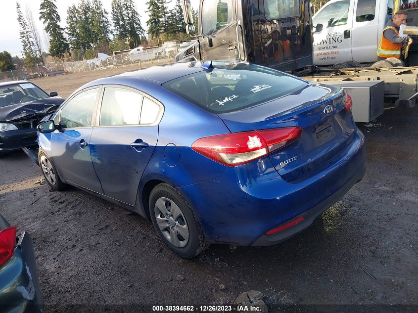 2017 KIA FORTE LX - 3KPFK4A7XHE143435