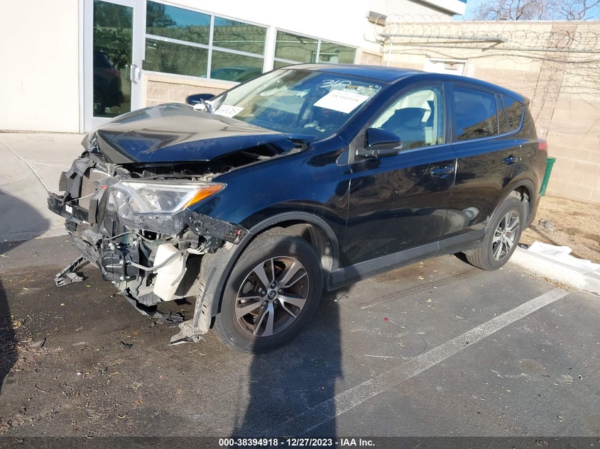 VIN JTMWFREV1HD106589 2017 TOYOTA RAV4 XLE