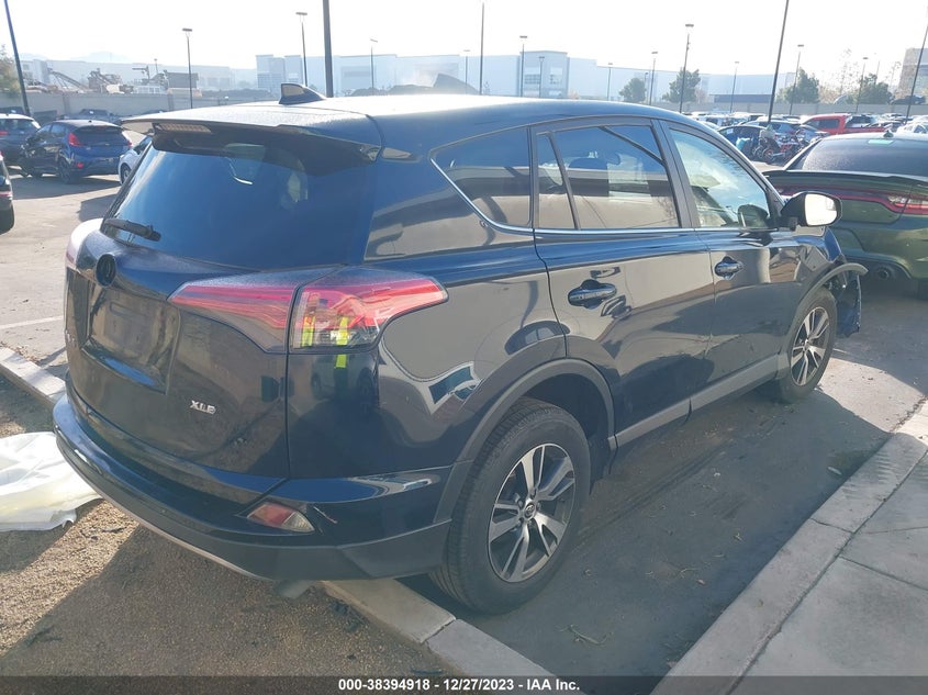VIN JTMWFREV1HD106589 2017 TOYOTA RAV4 XLE