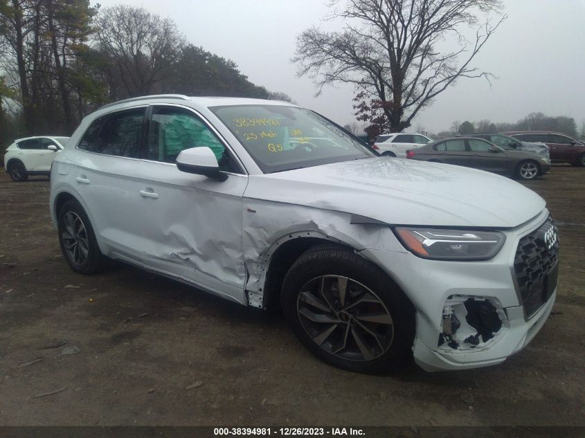 WA1GAAFY4P2138678 2023 AUDI Q5 - Image 1