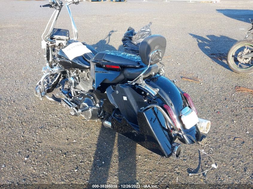 2015 HARLEY-DAVIDSON FLHXSE CVO STREET GLIDE - 1HD1PXN17FB964388