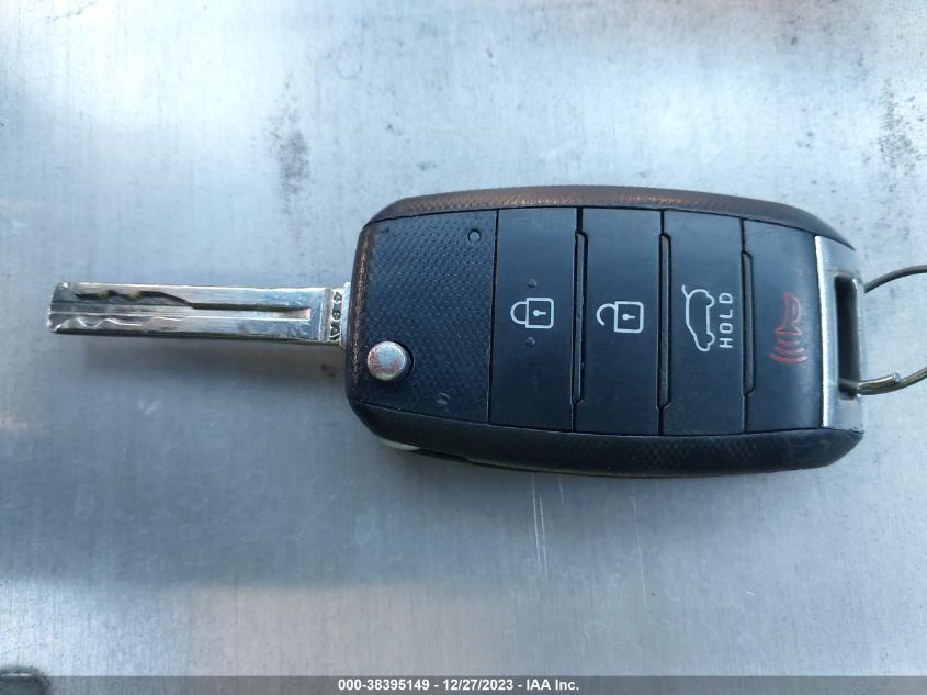2015 KIA SOUL + - 0KNDJP3A58F711533