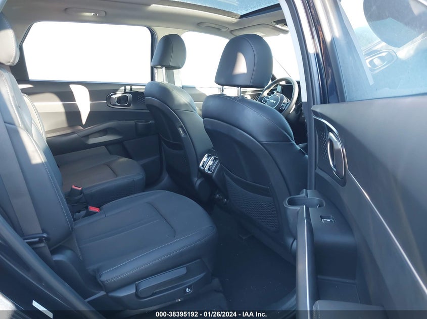 VIN KNDRH4LG8P5223030 2023 KIA SORENTO HYBRID EX