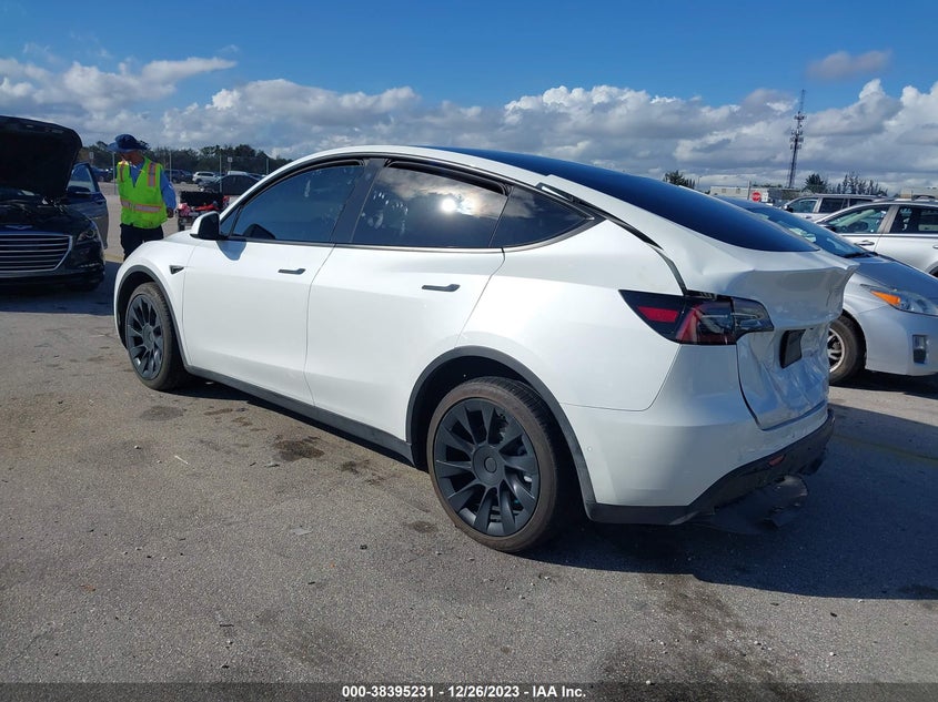 VIN 7SAYGDEE0NF444842 2022 TESLA MODEL Y LONG RANGE DUAL MOTOR ALL-WHEEL DRIVE