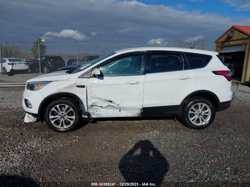 2017 FORD ESCAPE SE - 1FMCU9GD4HUE89193