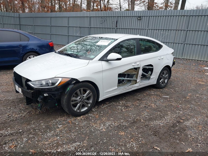 VIN 5NPD84LF0JH339847 2018 HYUNDAI ELANTRA SEL