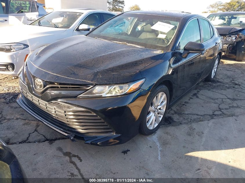 2018 TOYOTA CAMRY LE - 4T1B11HK8JU009648
