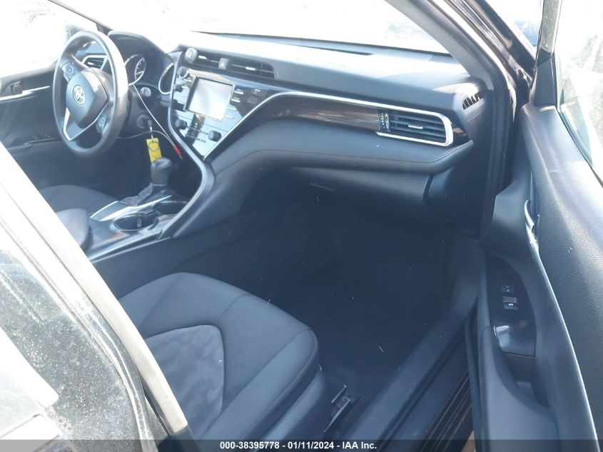 2018 TOYOTA CAMRY LE - 4T1B11HK8JU009648