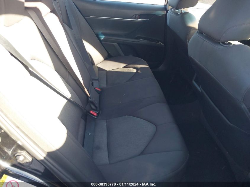 2018 TOYOTA CAMRY LE - 4T1B11HK8JU009648