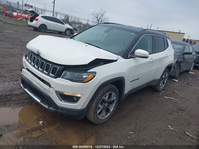 VIN 3C4NJDCB1JT372748 2018 JEEP COMPASS LIMITED