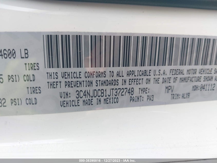 VIN 3C4NJDCB1JT372748 2018 JEEP COMPASS LIMITED